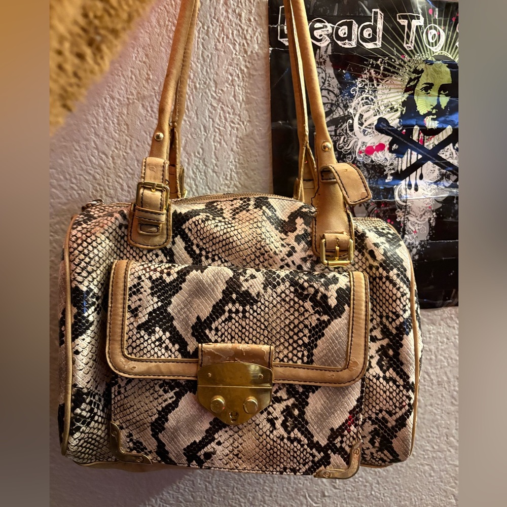 Women handbag